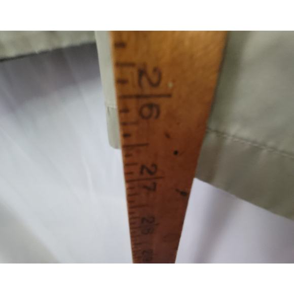 L.L. Bean- Women's khaki pants- size 6 petite- good used condition - Picture 5 of 6